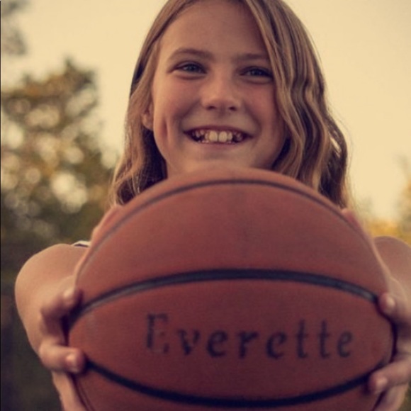 Meet your Posher, Everette - Picture 1 of 1